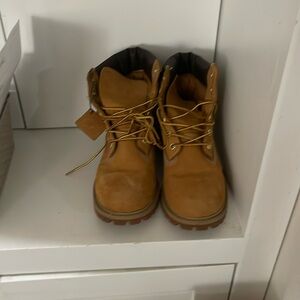 Womens 6M Timberland Boots